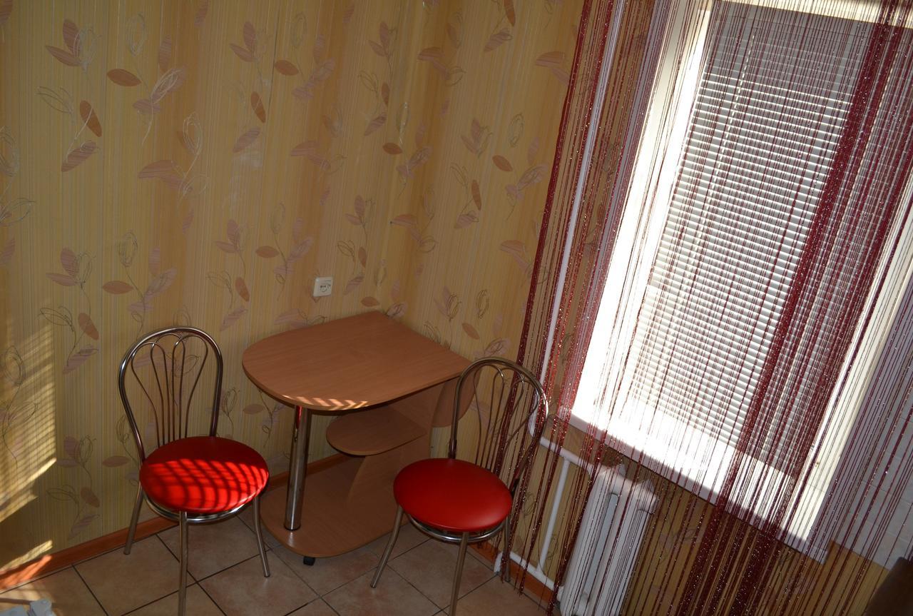 Apartment Universitetskaya 54 Zaporizhia Exterior foto